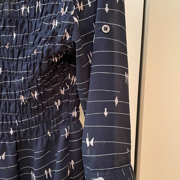 Birds on wire blouse - Picture 5 of 5